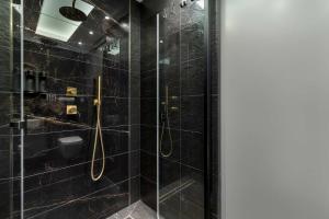 Luxury Two-level Apartment in Gdańsk Center with Pool, Gym and Sauna by Renters Prestige