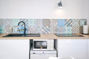 2 Bedrooms Apartment-Cannes Center Suquet-2mins to Beach & 10mins to Palais-AirConditioning & FiberWifi