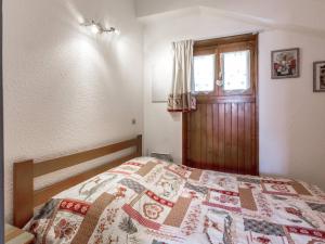 Appartement 3 pièces 6 pers, près commerces, animaux admis - FR-1-304-35