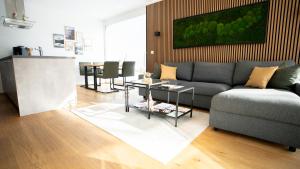 Großzügige Gartenwohnung mit Bergblick