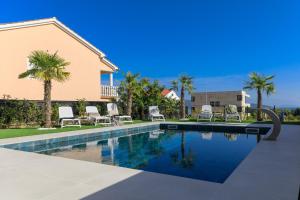 Private Villa Complex for Up to 16 Guests Krk