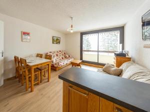 Studio confortable au pied des pistes, balcon sud - FR-1-807-100