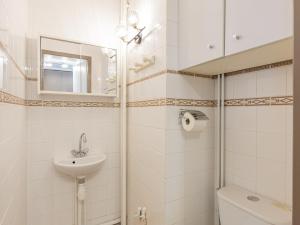 Appart. confort 6 pers, balcon sud, pied des pistes - FR-1-807-83