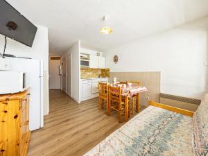 Appartement pour 5 pers, proche pistes à Saint-François-Longchamp - FR-1-807-2