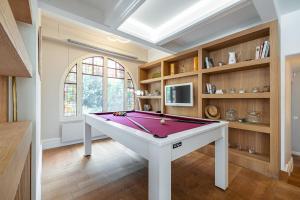 Stunning Juan Les Pins 5 bed Villa with Pool