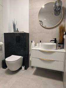 Nowy Nadmorski Apartament B5 z dużym ogrodem GĄSKI - przy MORZU 150m