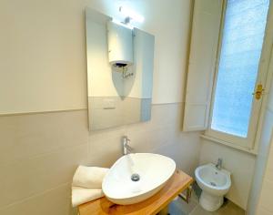 DOMUS STEPHANI Boutique Apartment - Sophisticated Living and City Links - Flaminio District, near Villa Borghese & Piazza del Popolo