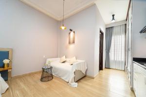 Harmony Truong Quyen