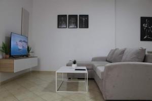 Hill family residence by Adriatic Living