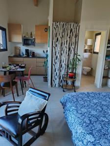 Gite neuf avec accès sauna, bain a remous