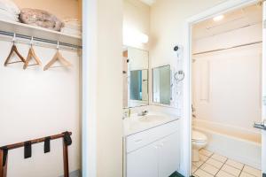 Landmark Holiday Beach