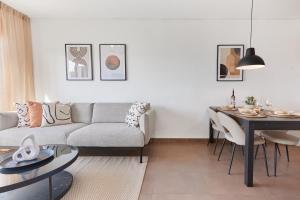 Las Dunas 214 - by Welcomely