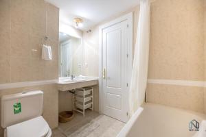 Cozy 2 BDRM Apt w Sea Views Next to Puerto Banús