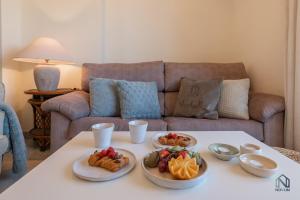 Cozy 2 BDRM Apt w Sea Views Next to Puerto Banús