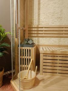 Le Chalet de la Hulle Maison privee avec sauna, jacuzzi et bar