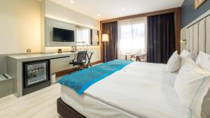 Teymur Continental Hotel