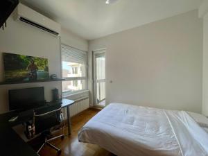 2 BR WorkNest at Dorcol