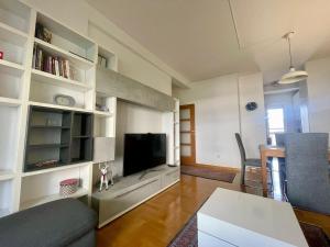 2 BR WorkNest at Dorcol