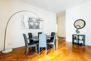 Exclusive 3 bedrooms apartment near Duomo