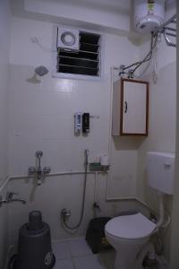 Royal Residency Family 3BHK Apartment, Madhapur
