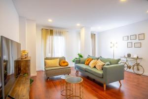 Expoholidays- Rueda Lopez con PARKING GRATIS 4B