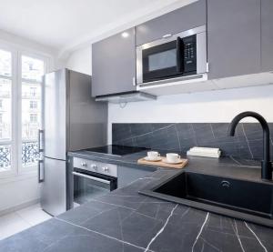 Arc de Triomphe - Premium apartment for 4