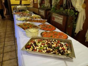 Gäste Zimmer-Ristorante Kochertal da Enzo