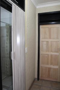 Sunlit Suites Constantia Kloof