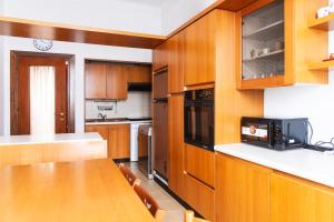 Youhosty - Lodi Rosso 121