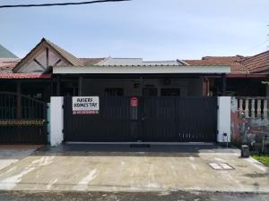 Akiera Homestay #MELAYU ONLY