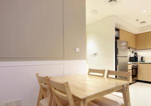 Modern 1BR in Downtown Near Burj Khalifa & Metro