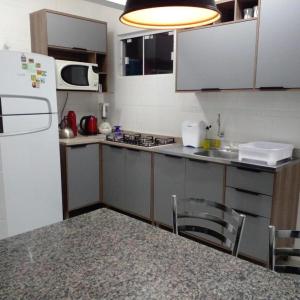 Casa privativa 2 dorm campeche