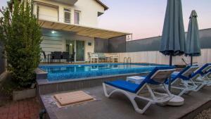 Çalış 3 bedroom villa with private pool hot tub