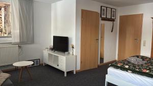 Souterrain Appartment, eigene Dusche u WC