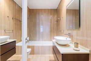 Downtown 75 Prestige in Baixa