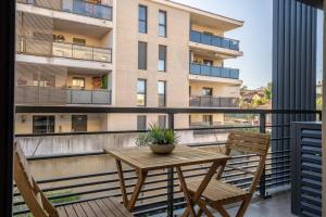 Spacious studio a-c 2P - Place des Lices