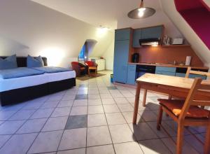 UNSERE 1-RAUM-PERLE FÜR ZWEI MIT BALKON im Bernsteinhaus Zingst - 8 -