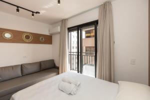 CNA1104 Studio in the center of everything CWB