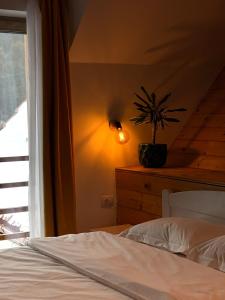 Scrind 11 - Madleine Chalet