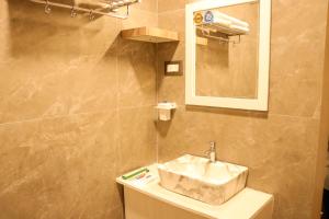 Le Saras Nest