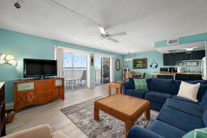 Crab Cove 302