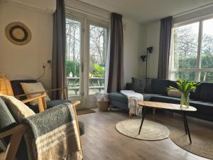 Cozy No 3 Wellness Villa Hottub, Houtkachel en Airco