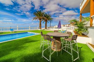 Authentic Canarian villa with Pool and ocean views