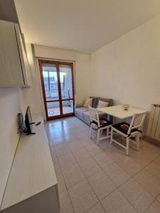Luna Apartment vicino M2 e Forum Assago