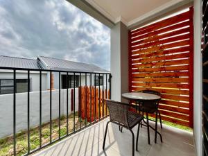 Modern 2 Bedroom Apartment near Carstenhof Hospital, Glen Austin