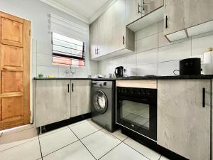 Comfort in Glen Austin, Midrand