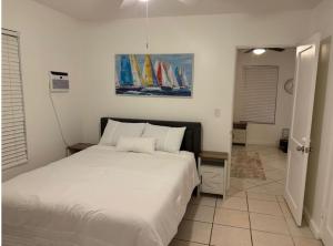 Singer Island Condo Near the Beach