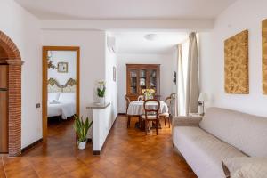 Delightful attic with terrace-Caffarella