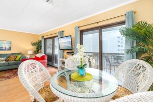 Bayside Bliss | Sunset Views | WalkBike to Beach