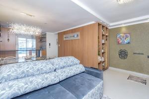 Apto c Churrasqueira a 600 m da Praia dos Ingleses